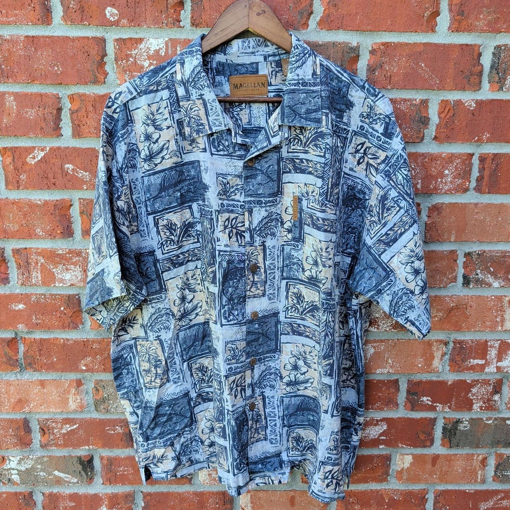 Magellan Sportswear Button Down Mens XL Blue Tropical Fish Block Print Shirt